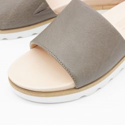 Alternative view of Pantolette mit schmalem Riemen -  Windröschen - stone