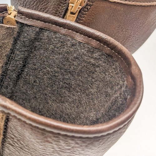 Gefütterter Stiefel