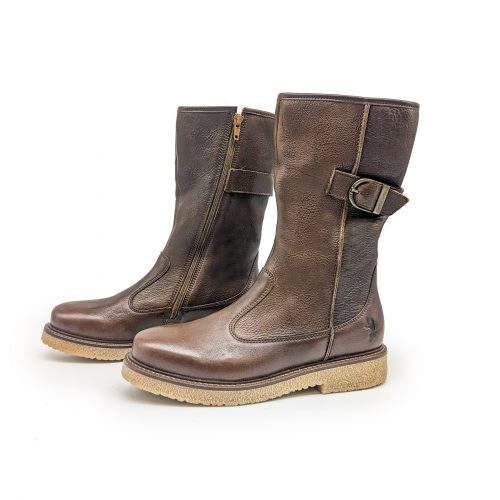 Gefütterter Stiefel