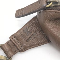 Werner 1911 Hip Bag Kronborg in cognac mit Branding