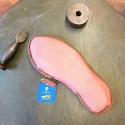 Werner1911 Hausschuh Bio-Ballerina in altrosa im Reise-Etui