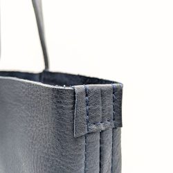 Werner 1911 Tote Bag Tanstein aus Bioleder in Dunkelblau Nappaleder