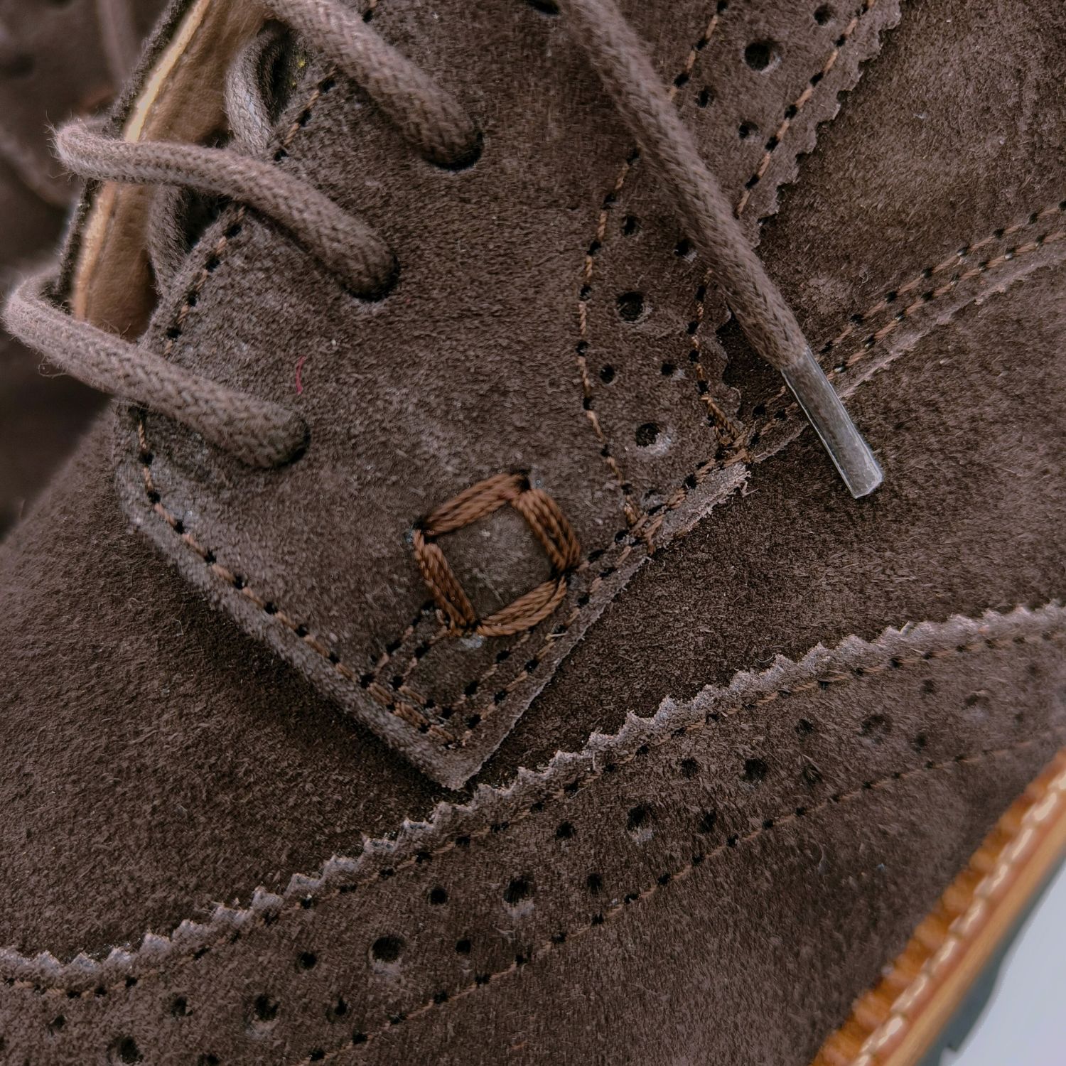 Werner 1911 Derby Brogue Angus in Mokka Velour Handnaht