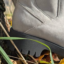 Werner 1911 Bio Chelsea Boot mit hohem Schaft Igel in hellgrau mit Profilsohle