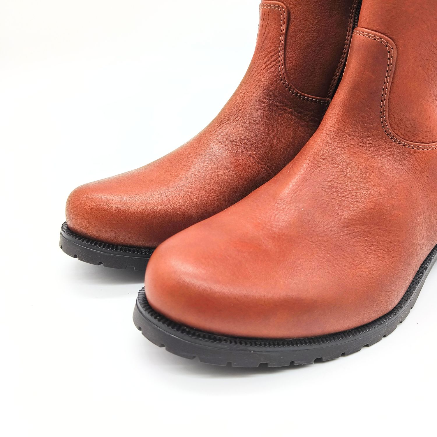 Werner1911 Bio-Stiefel mit hohem Schaft Komori in kastanienbraun mit Ziernaht