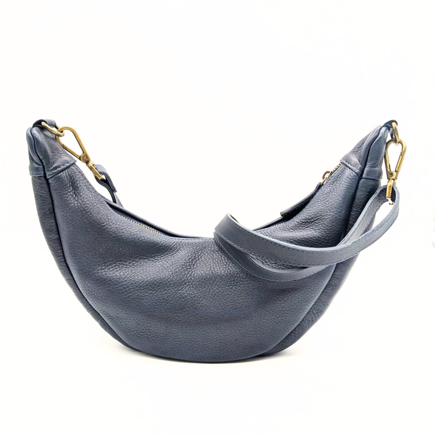 Werner 1911 Croissant Bag Fleckenstein dunkelblau Nappaleder