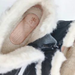 Werner 1911 Bio Low Boot Wildschaf in schwarz mit gefütterter Wechselsohle