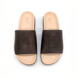 Werner 1911 Pantolette mit ergonomischem Fußbett Hundsrose in mokka mit breitem Riemen