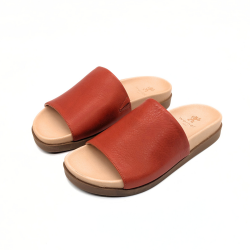 Werner 1911 Pantolette mit ergonomischem Fußbett in rostrot mit breitem Riemen