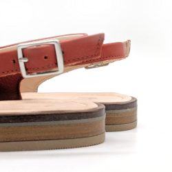 Werner 1911 Bio-Sandale Surfinia in Rostrot mit verstellbarem Riemen und dezentem Elasticband