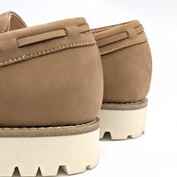 Werner 1911 Bio-Bootsschuh Anjou in karamell mit Details an der Ferse