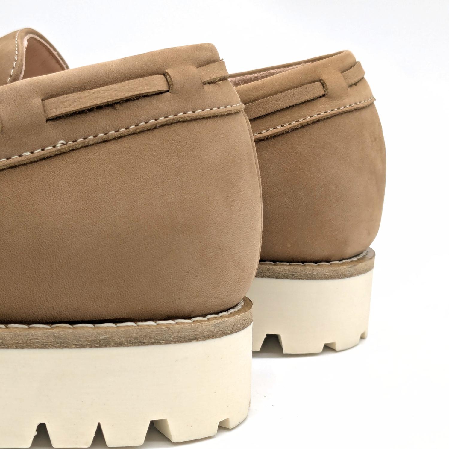 Werner 1911 Bio-Bootsschuh Anjou in karamell mit Details an der Ferse