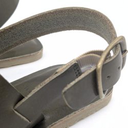 Werner 1911 Bio-Ledersandale Hortensie in Grün mit verstellbarem Riemen