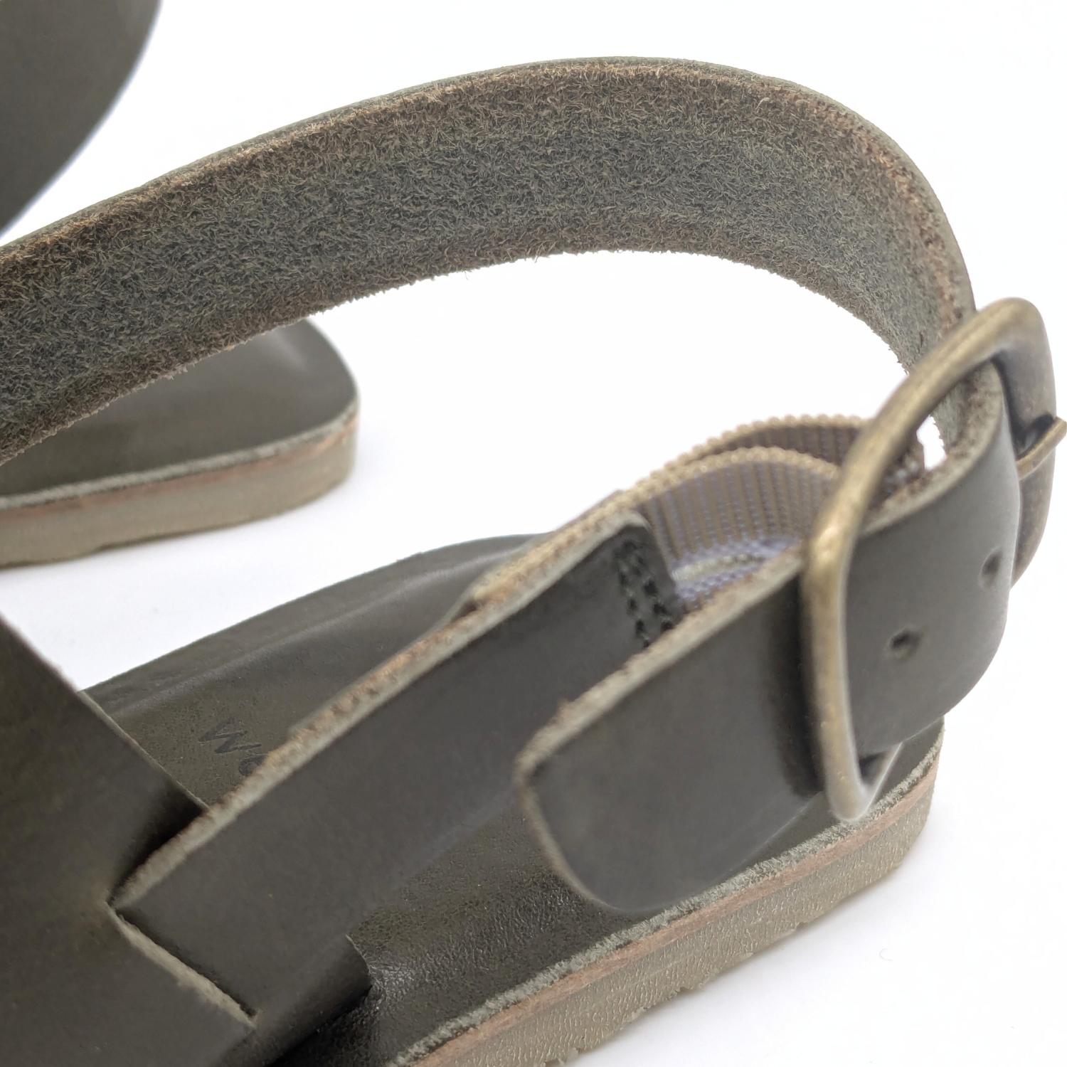 Werner 1911 Bio-Ledersandale Hortensie in Grün mit verstellbarem Riemen