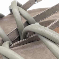 Werner 1911 Bio-Sandale Liguster in taupe mit schmalen, gepolsterten Riemen