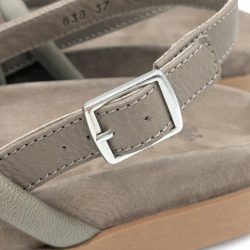Werner 1911 Bio-Sandale Liguster in taupe mit Schnalle und Elastikband