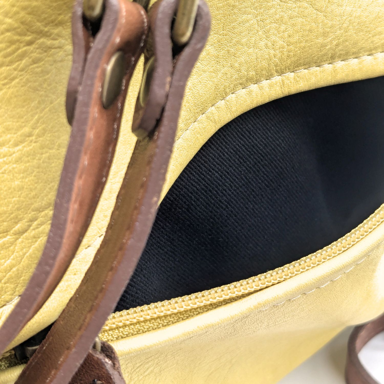 Werner 1911 Bioleder Rucksack Löwenstein mit Reißverschlussfach an der Rückseite