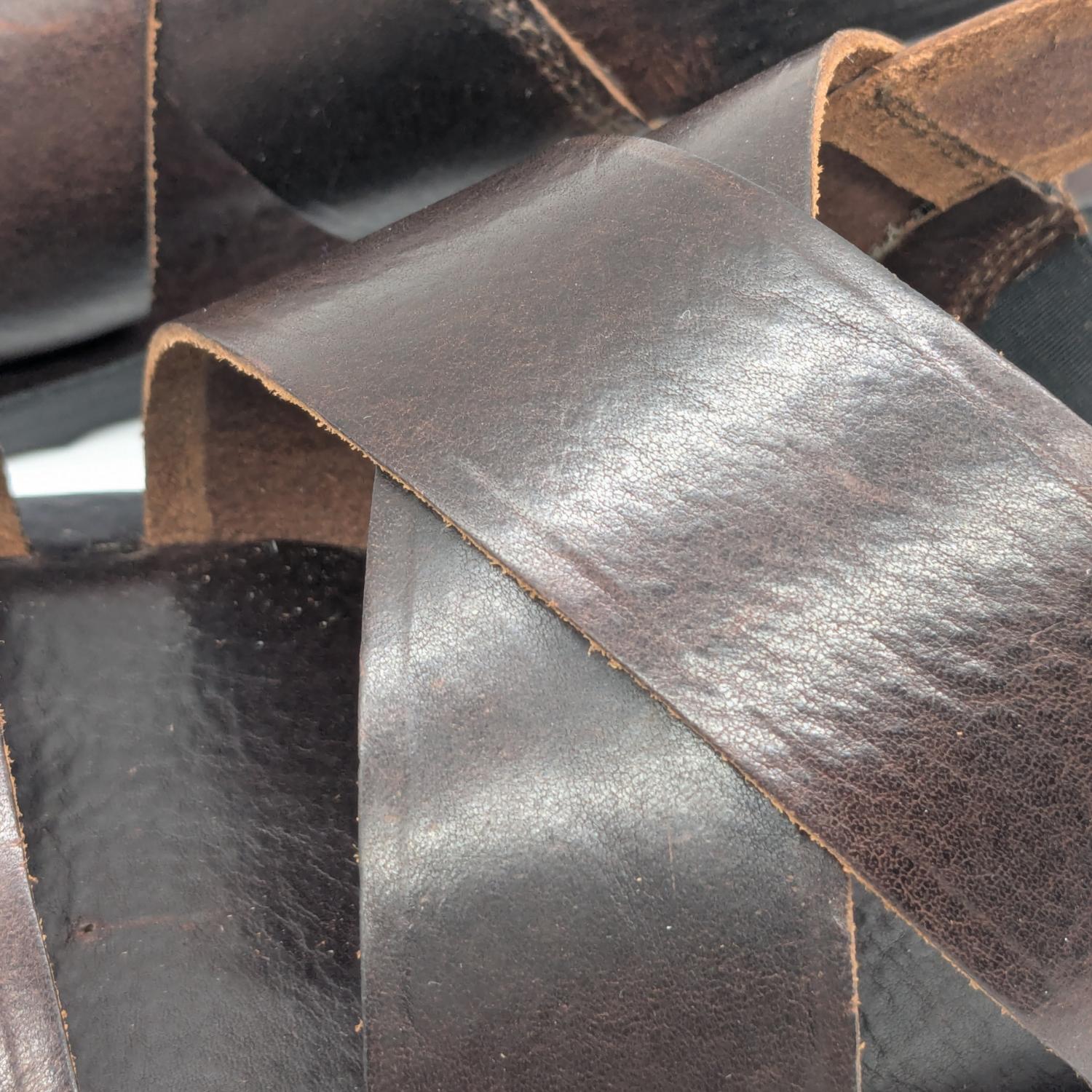 Werner 1911 Bio-Sandale Thymian in Mokka mit überkreuzten Riemen