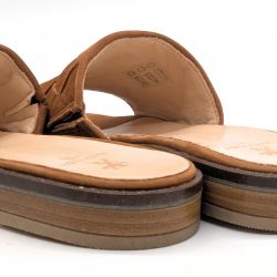 Werner 1911 Bio-Peeptoe-Mules Blauregen in Cognac mit dezentem Elasticband