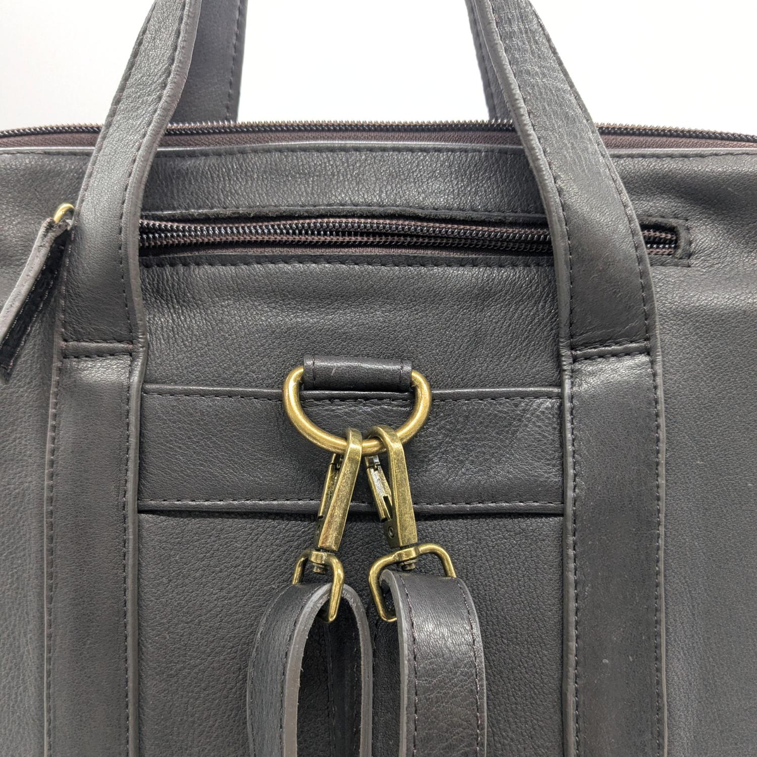 Werner 1911 Bio-Rucksack Sooneck in Mokka/Cognac mit Reißerschlussfach an der Rückseite