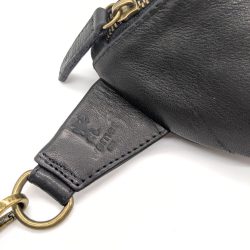 Werner 1911 Bio Hip Bag Kronborg in schwarz mit dezentem Branding